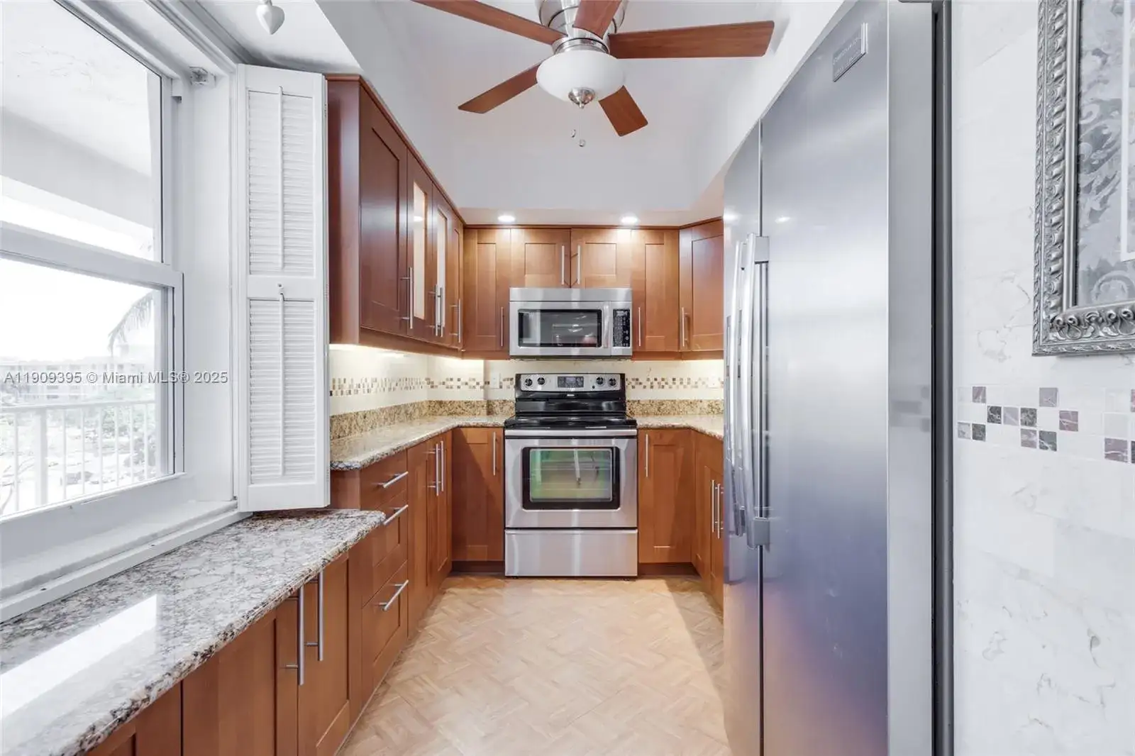 2671 S Course Dr # 506, Pompano Beach FL 33069 photo 5