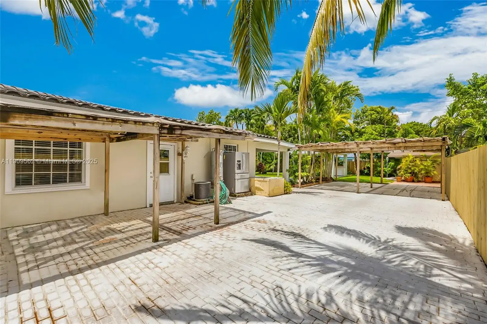 13820 SW 82nd Ave, Palmetto Bay FL 33158 photo 4