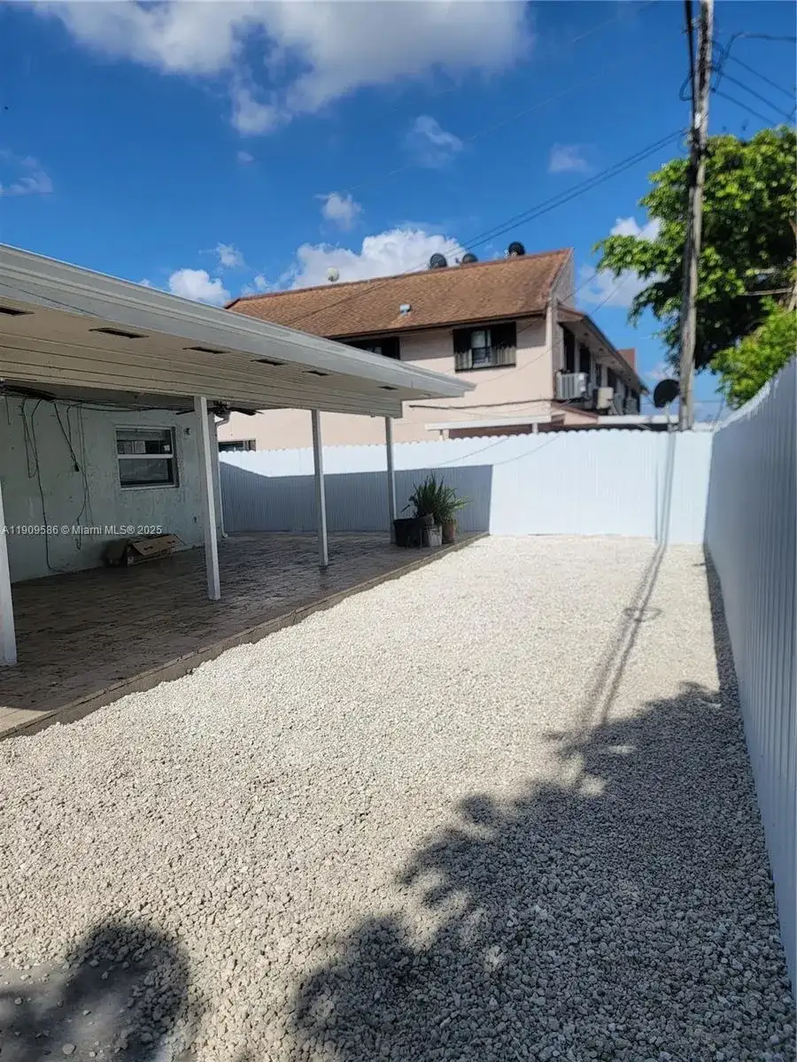 25 E 53rd Ter, Hialeah FL 33013 photo 3