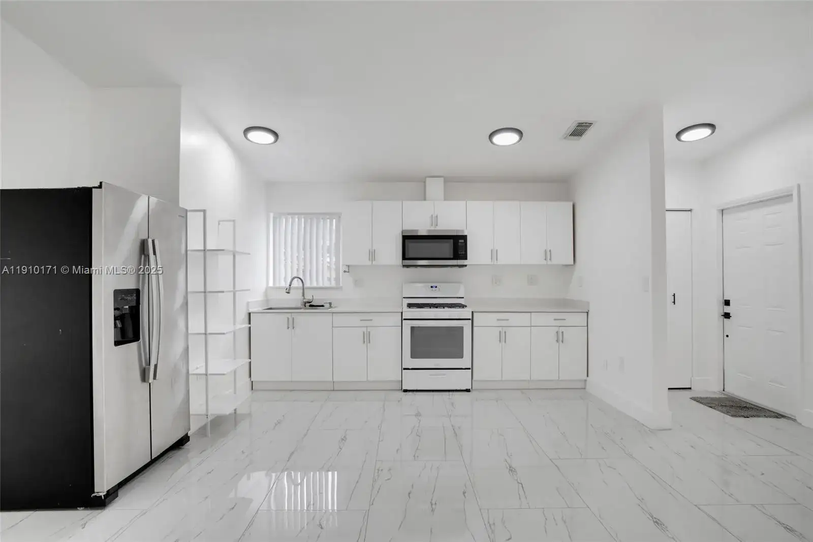 12068 SW 210th St, Miami FL 33177 photo 5
