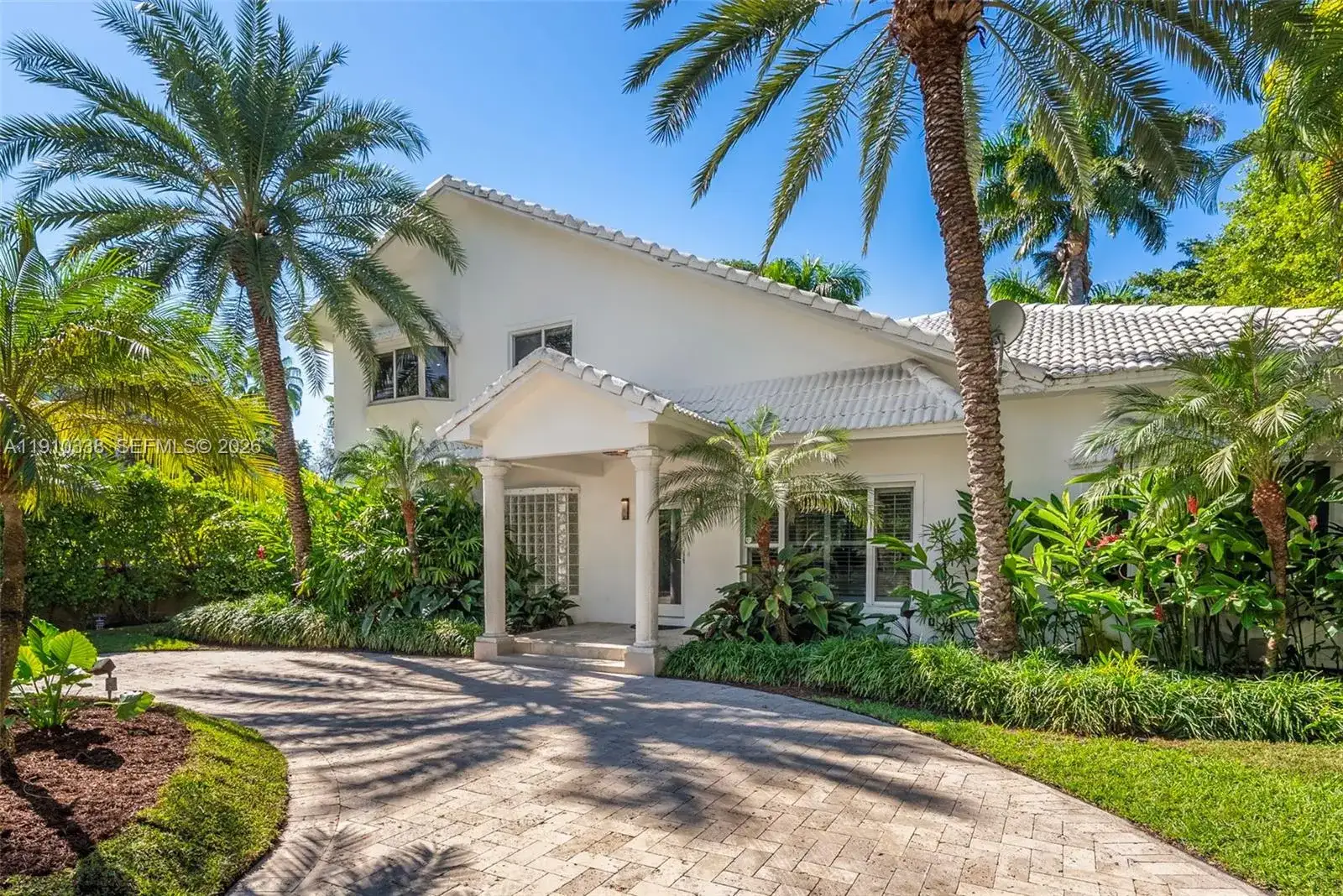 6300 Allison Rd, Miami Beach FL 33141 photo 2