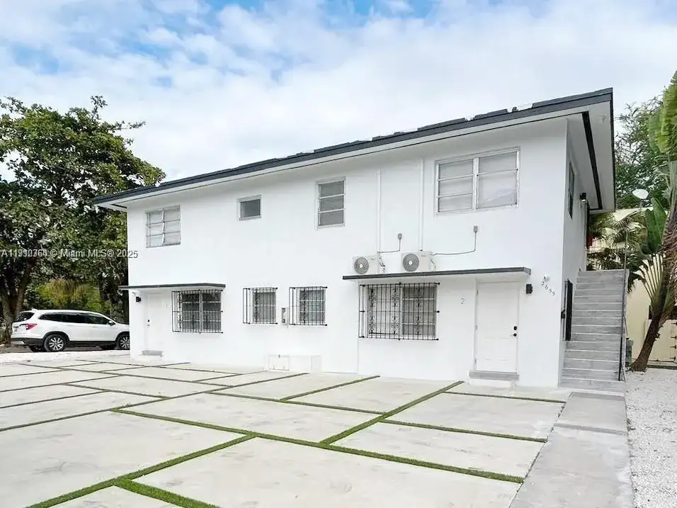 2655 SW 24th Ave, Miami FL 33133 photo 2