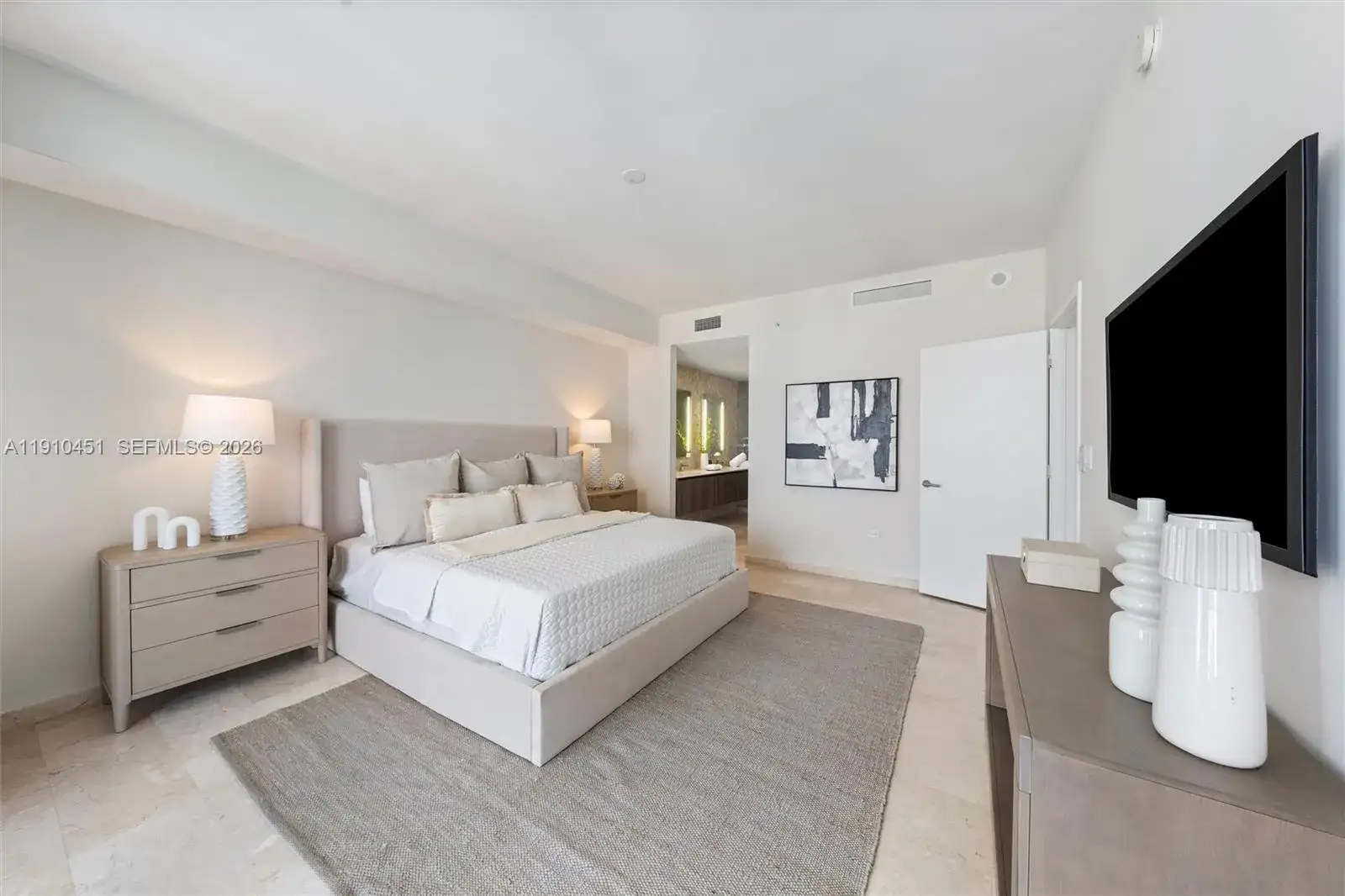 88 SW 7th St # 2602, Miami FL 33130 photo 4