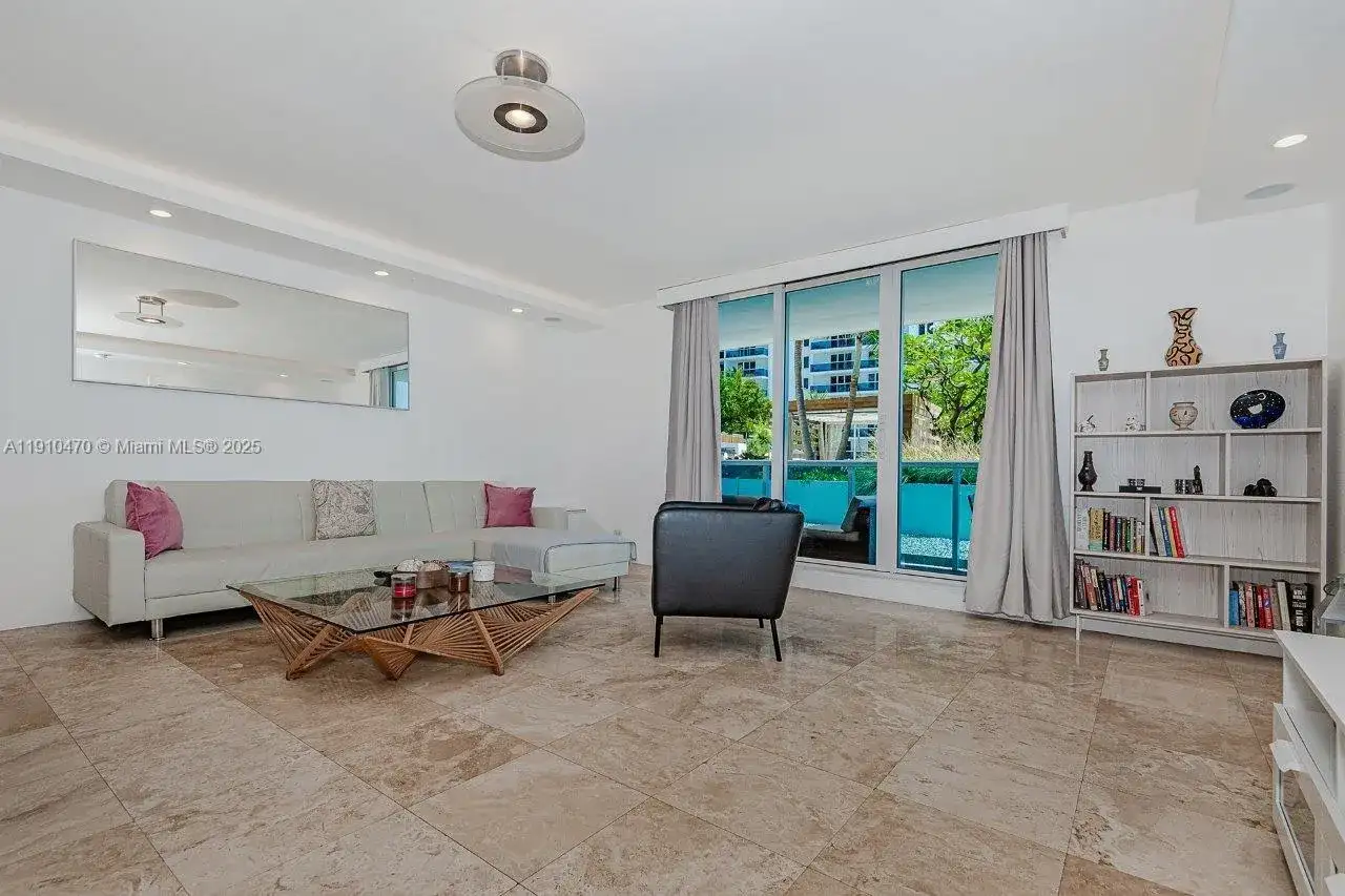 2301 Collins Ave # 310, Miami Beach FL 33139 photo 4