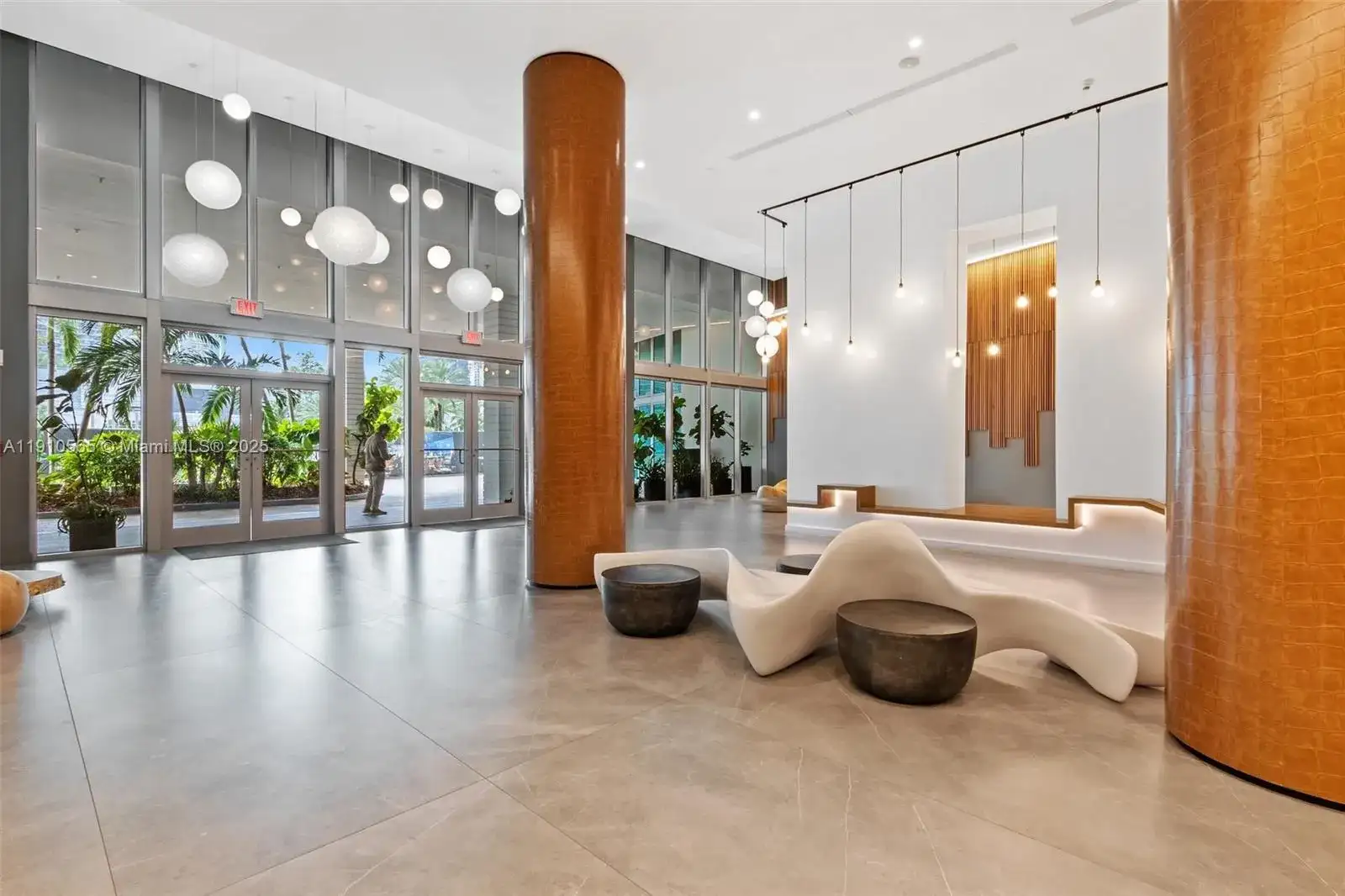 350 S Miami Ave # 1805, Miami FL 33130 photo 3