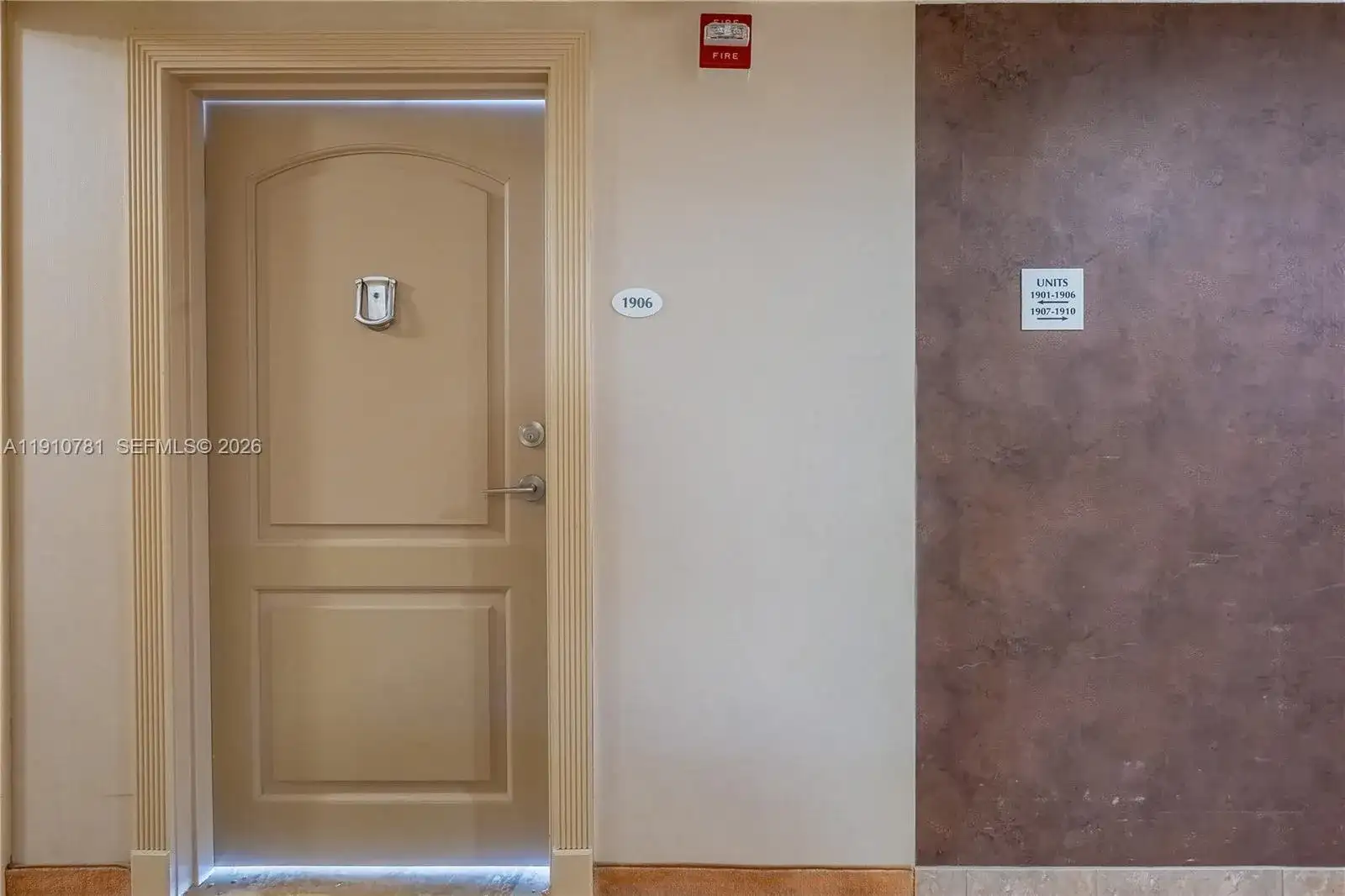 3675 N Country Club Dr # 1906, Aventura FL 33180 photo 3