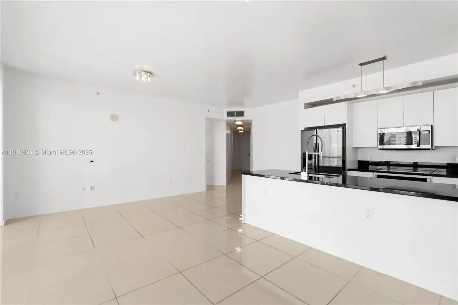 1111 SW 1st Ave # 2414N, Miami FL 33130 photo 4