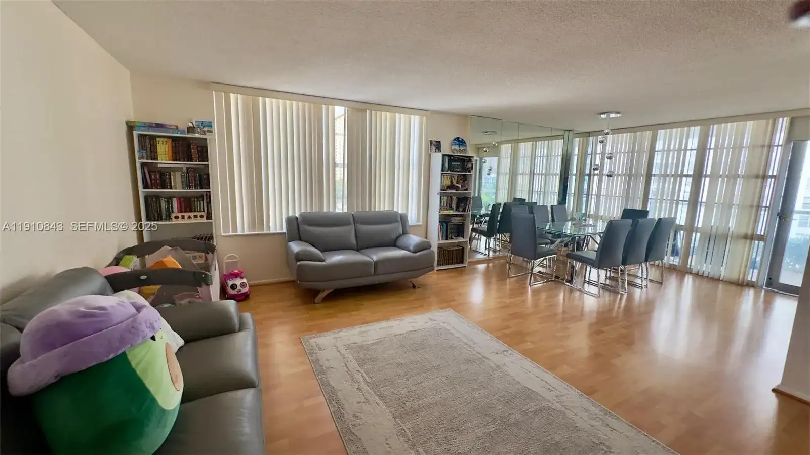 230 174th St # 612, Sunny Isles Beach FL 33160 photo 5