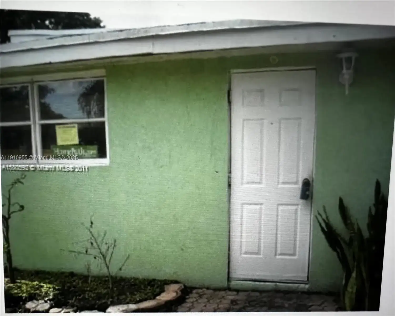 3490 SW 56th Ave, West Park FL 33023 photo 3