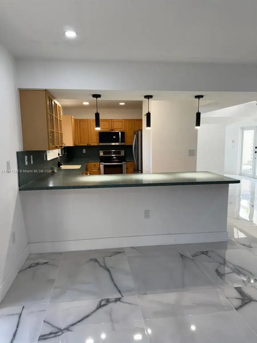 14848 SW 180th St, Miami FL 33187 photo 3