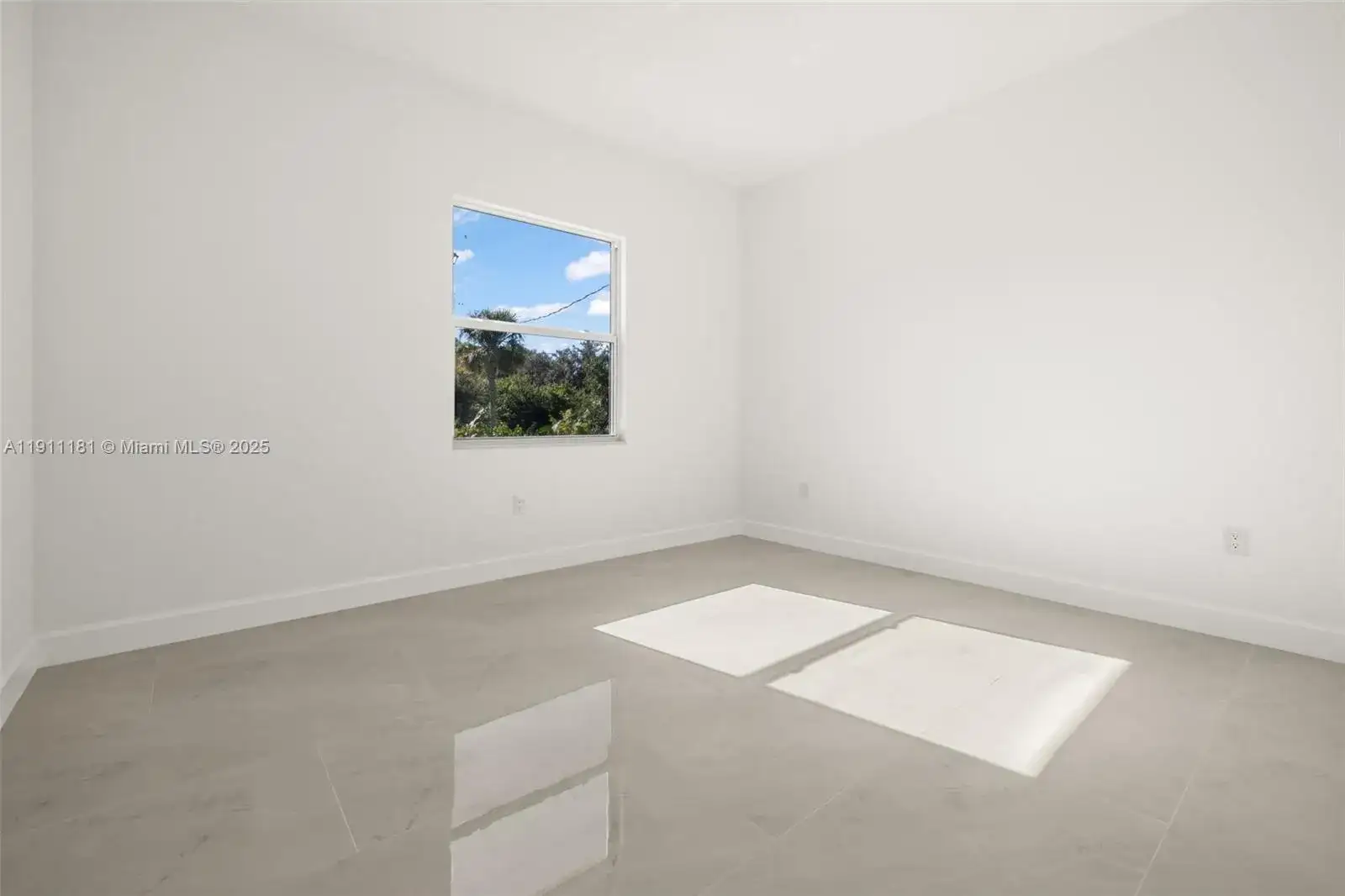 2170 Barbados ave, Fort Myers FL 33905 photo 4