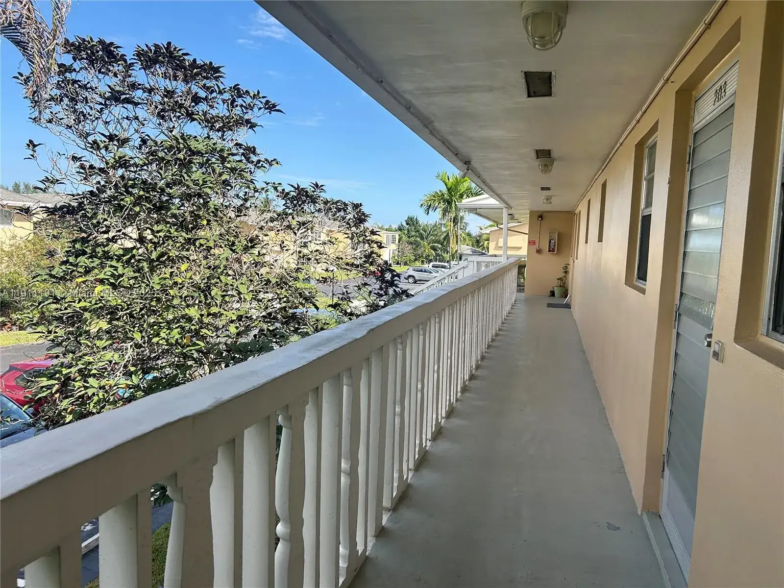 2112 NE 1st Way # 203, Boynton Beach FL 33435 photo 2