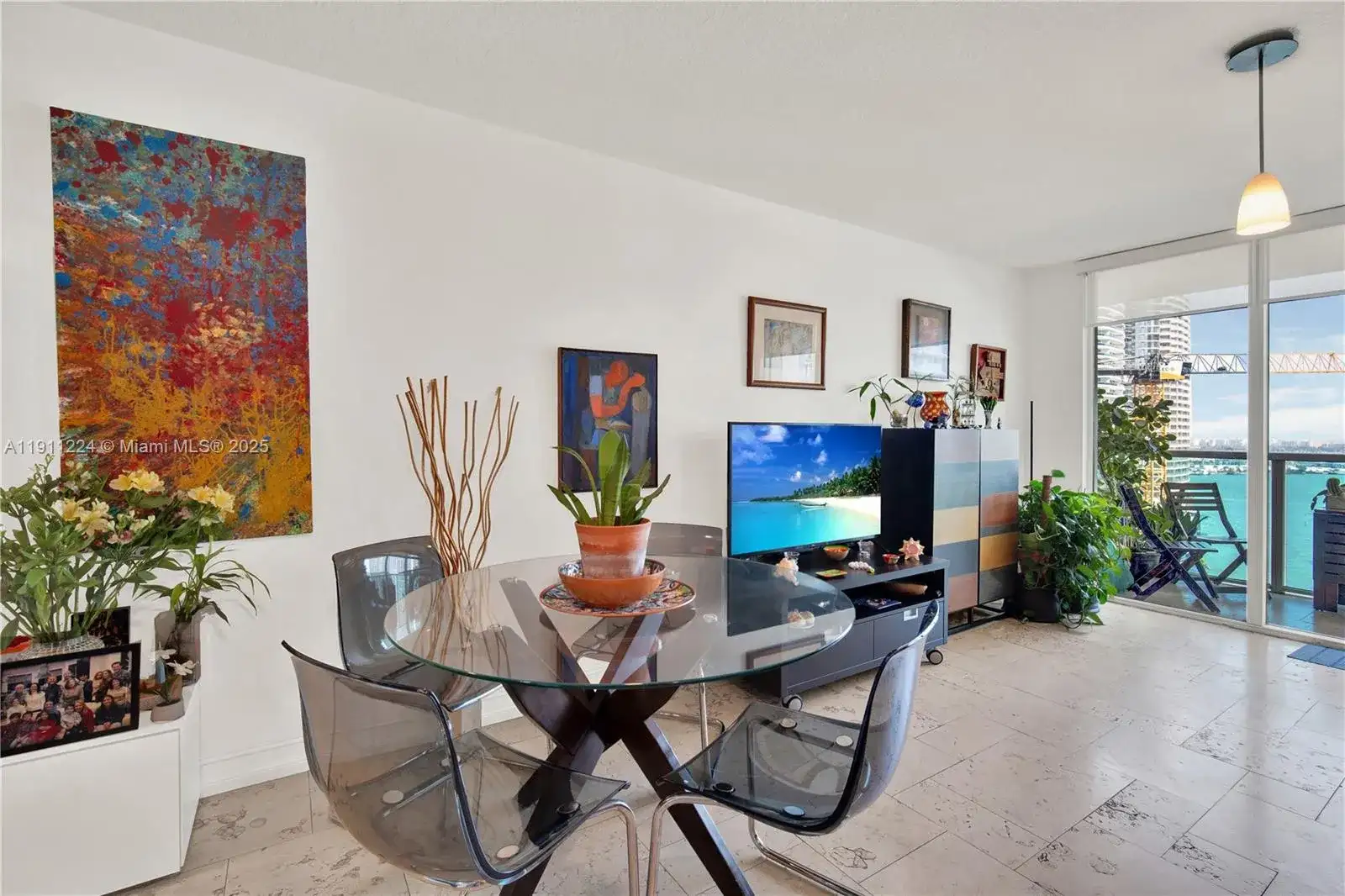 31 SE 5th St # 2910, Miami FL 33131 photo 3