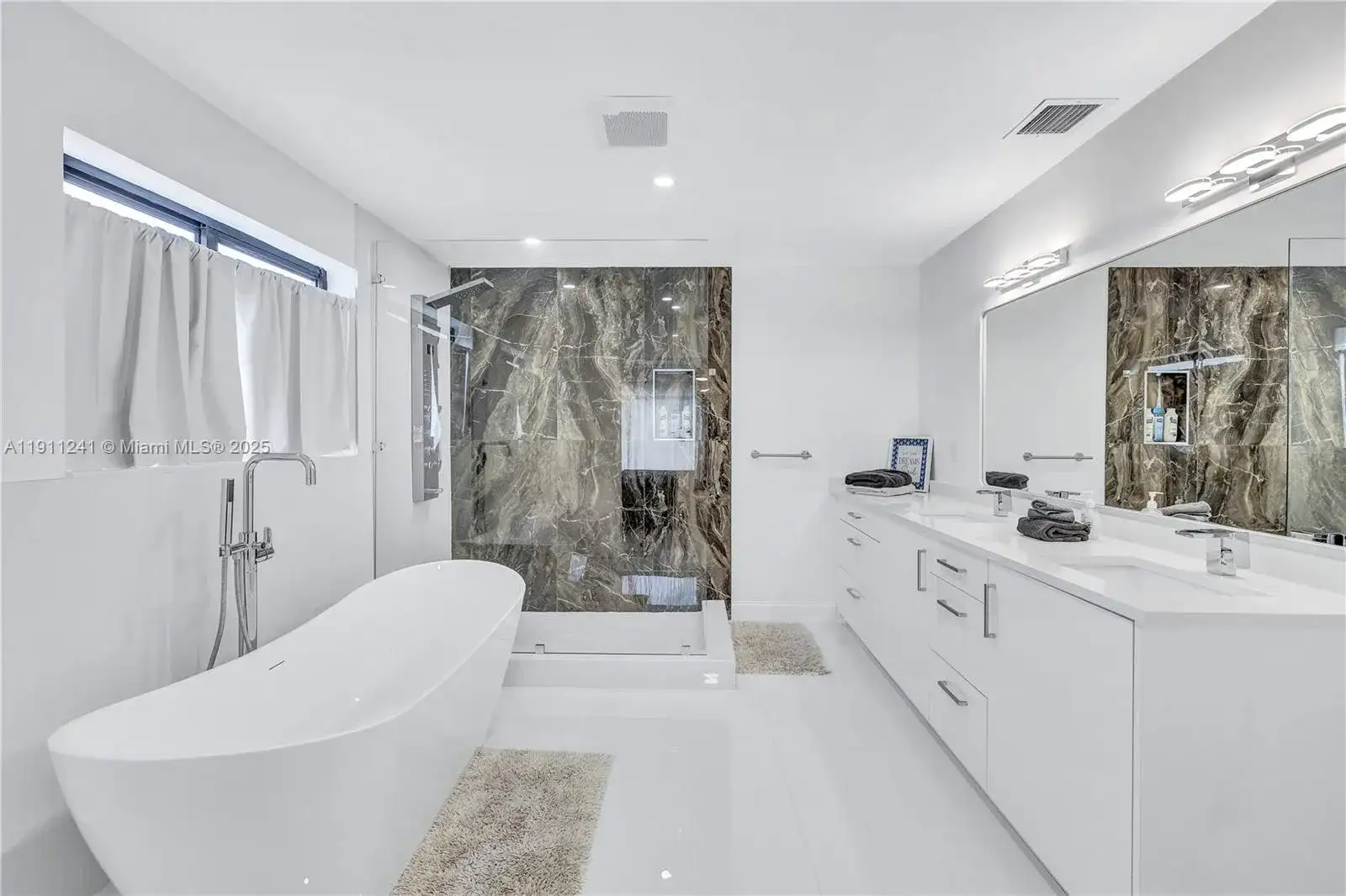 217 N 31st Ave, Hollywood FL 33021 photo 5