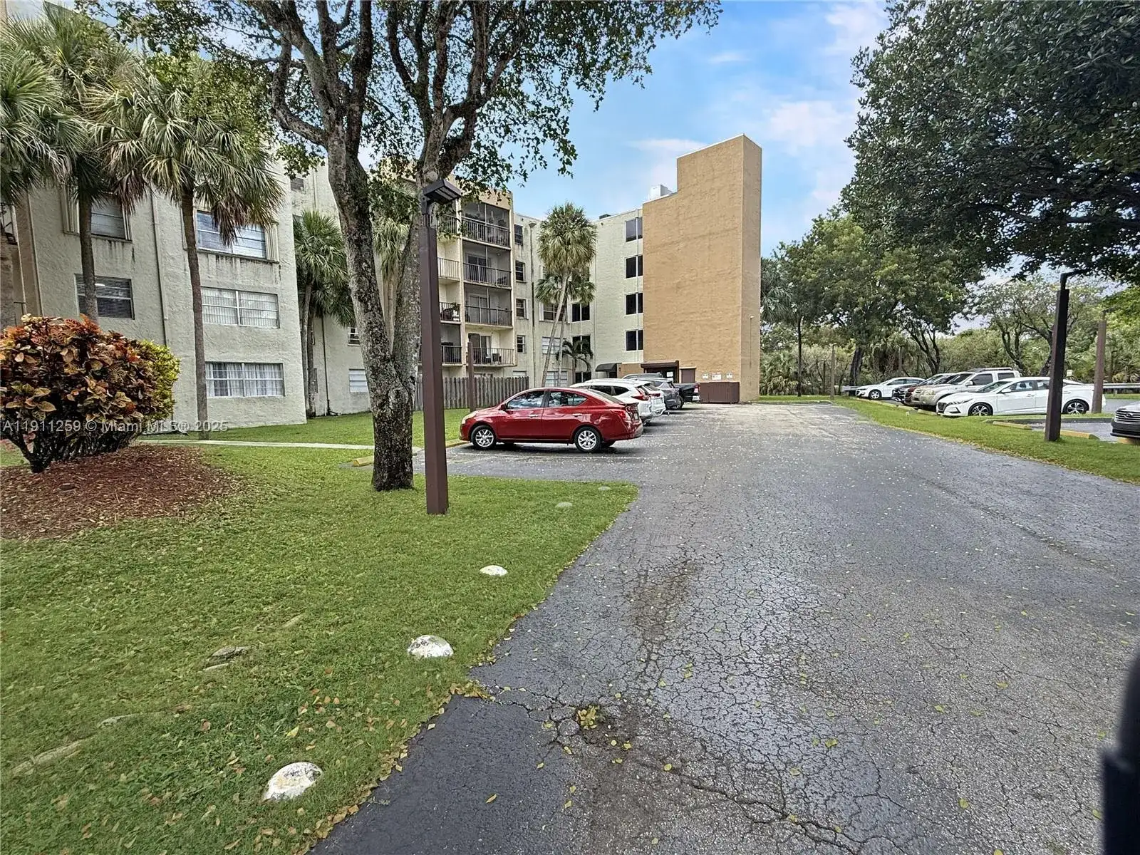 14250 SW 62nd St # 402, Miami FL 33183 photo 2