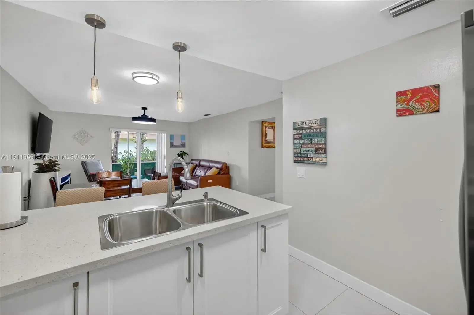 16801 NE 13th Ave # 112, Miami FL 33162 photo 5