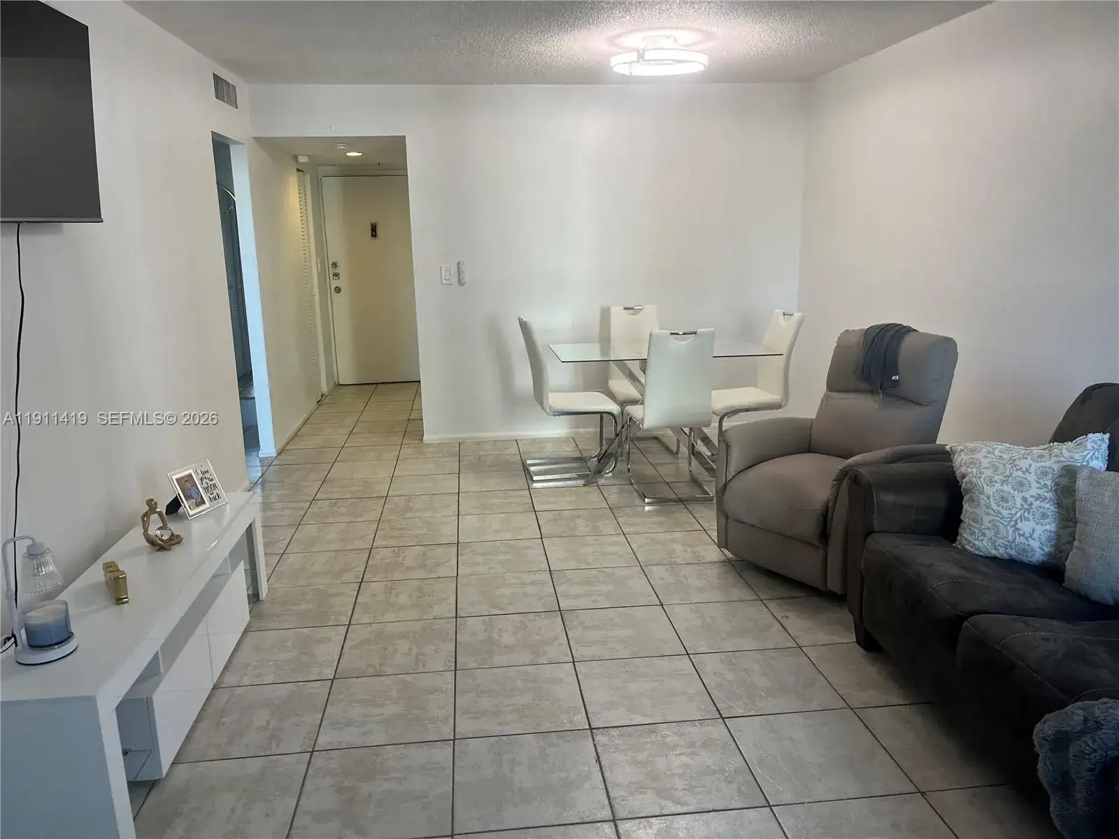 1825 W 44th Pl # 309, Hialeah FL 33012 photo 2