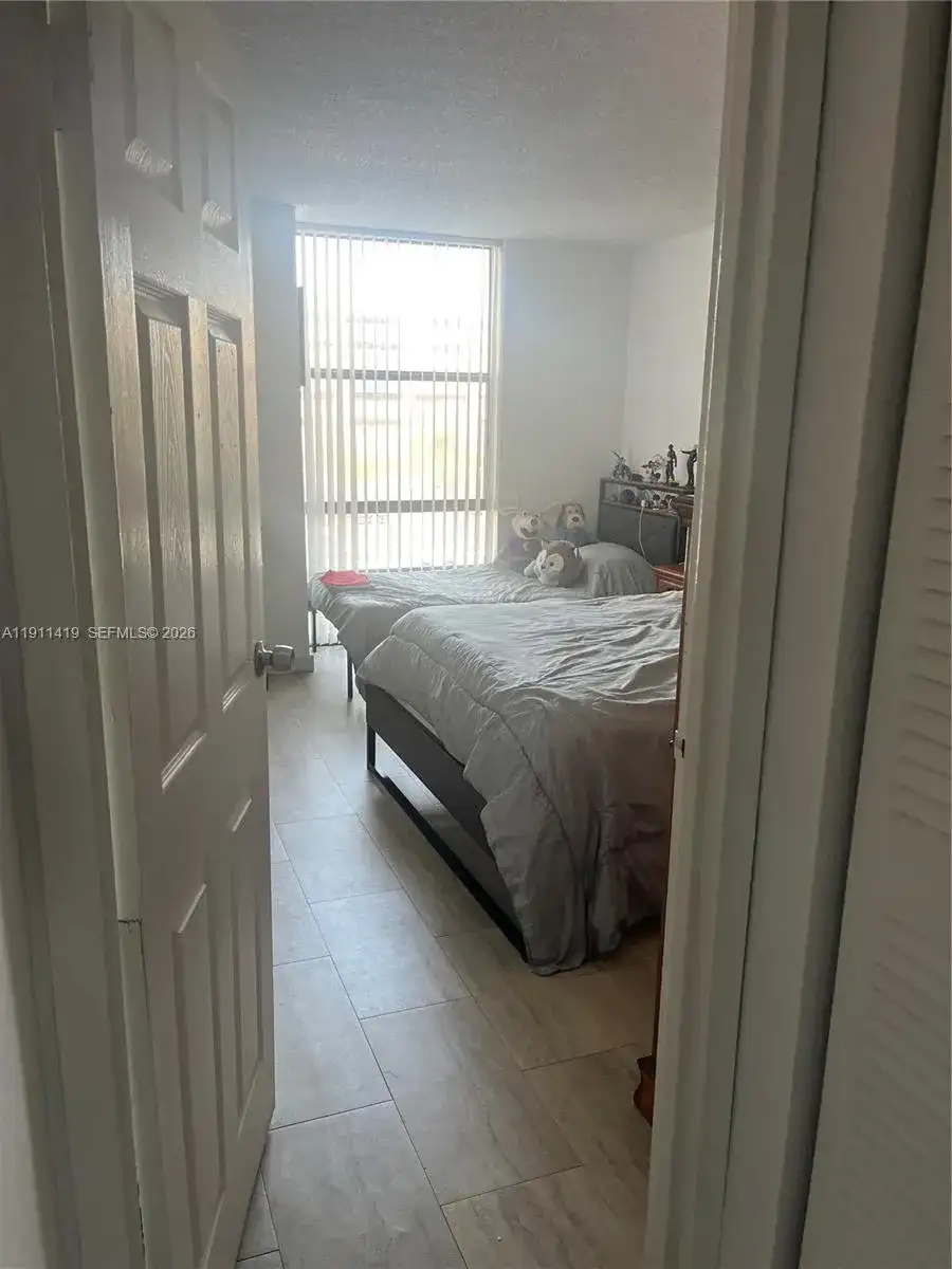 1825 W 44th Pl # 309, Hialeah FL 33012 photo 4
