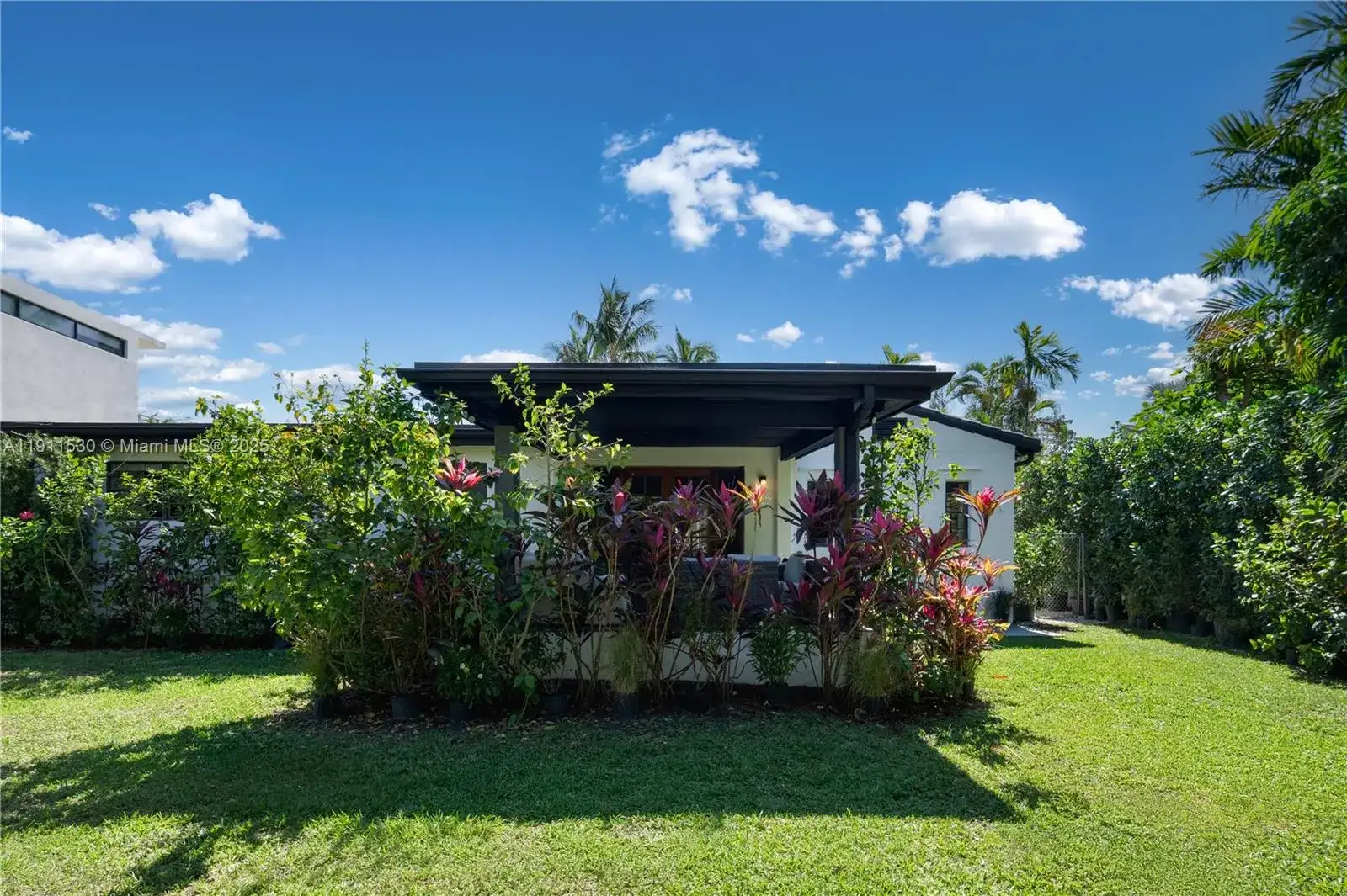 118 E 3rd Ct, Miami Beach FL 33139 photo 5
