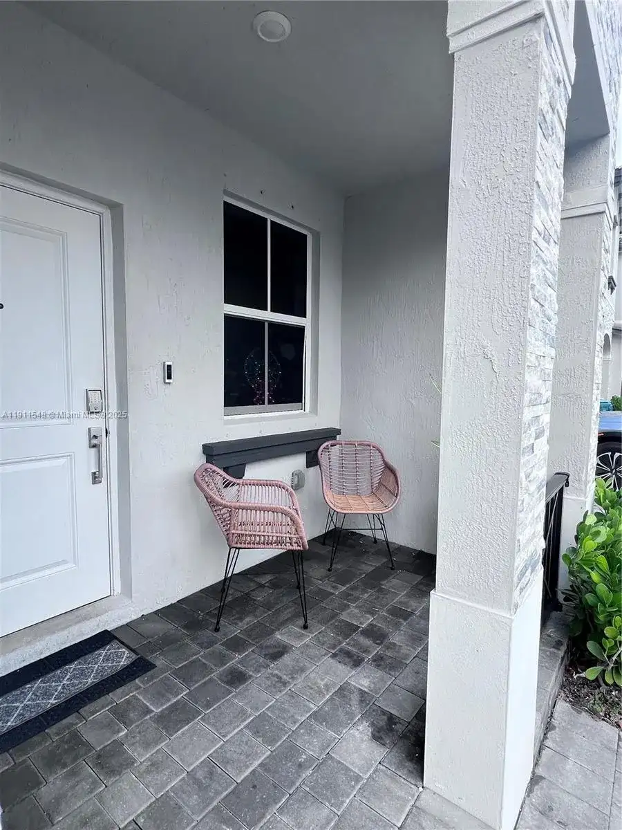 16257 SW 290th Ter, Homestead FL 33033 photo 2
