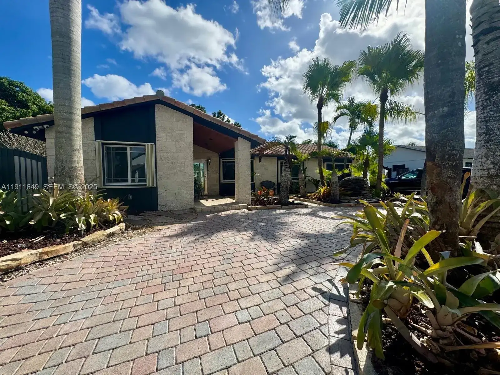 6905 SW 148th Ct, Miami FL 33193 photo 4