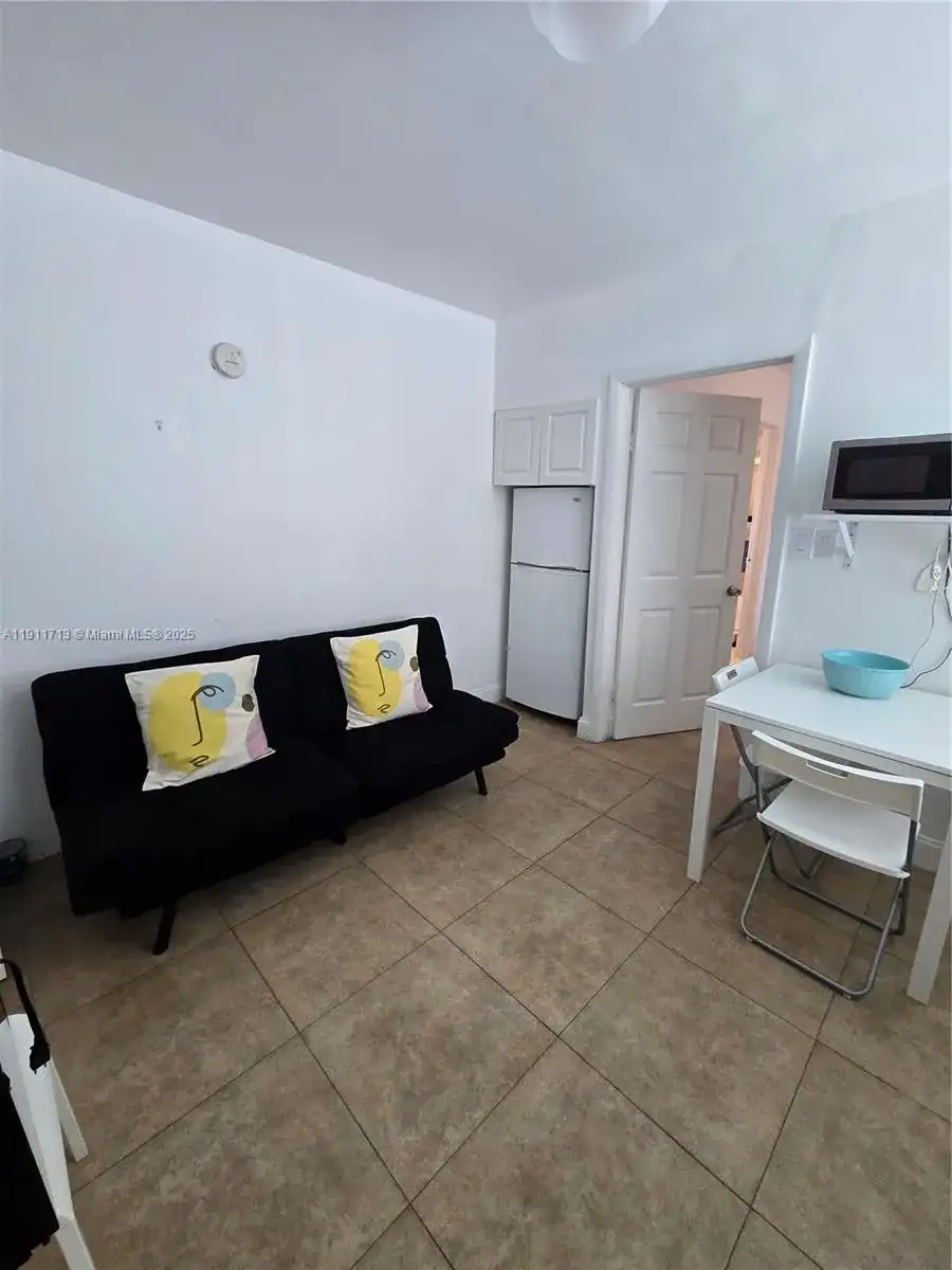 445 NW 125th St # 2, North Miami FL 33168 photo 5