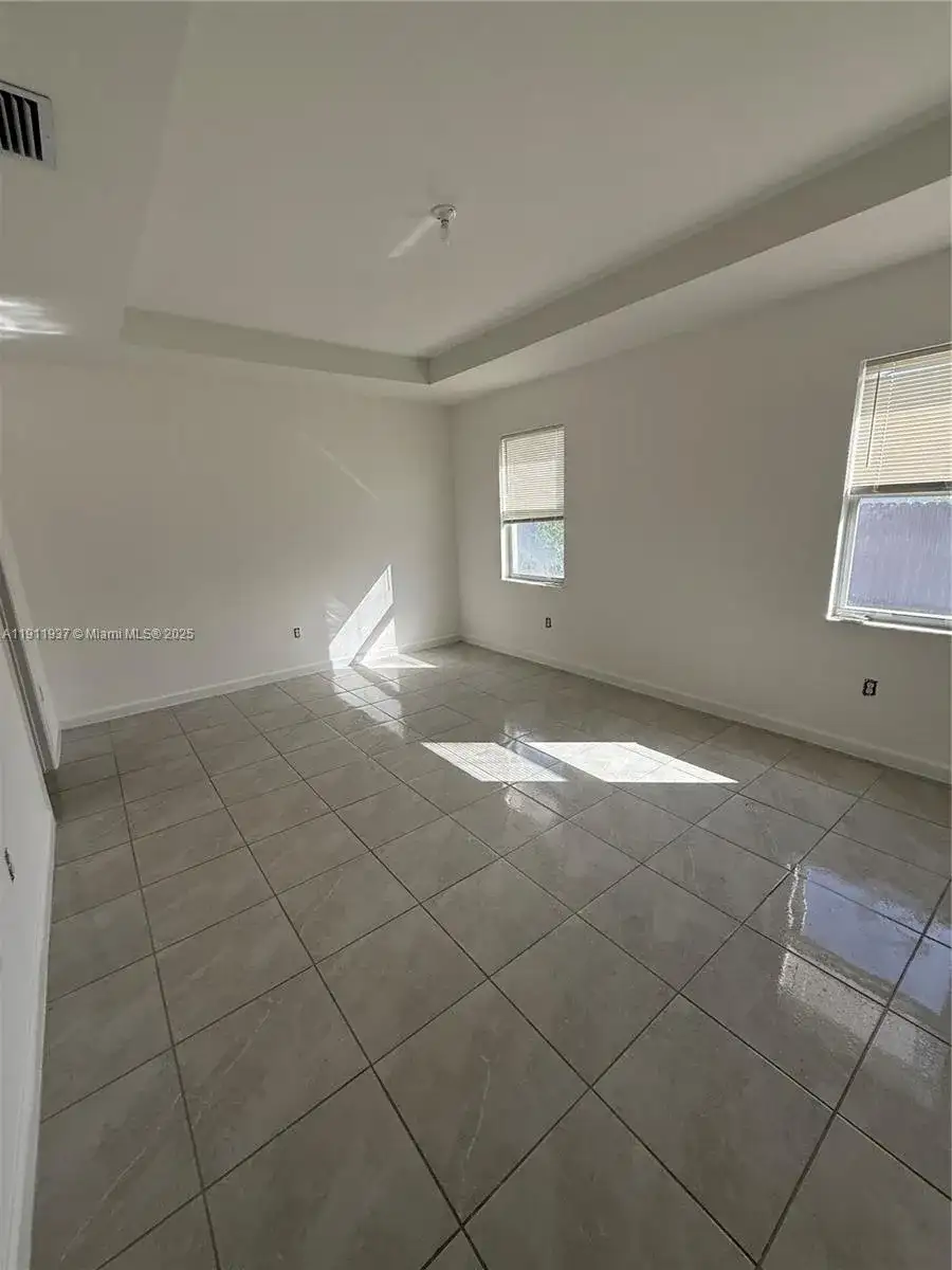 16910 SW 288th Ter, Homestead FL 33030 photo 4