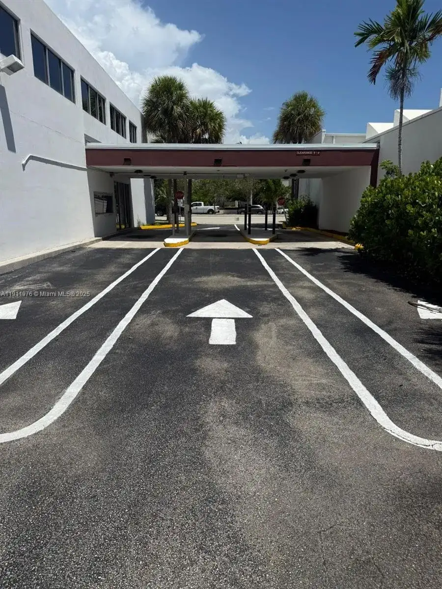 2434 Hollywood Blvd, Hollywood FL 33020 photo 5