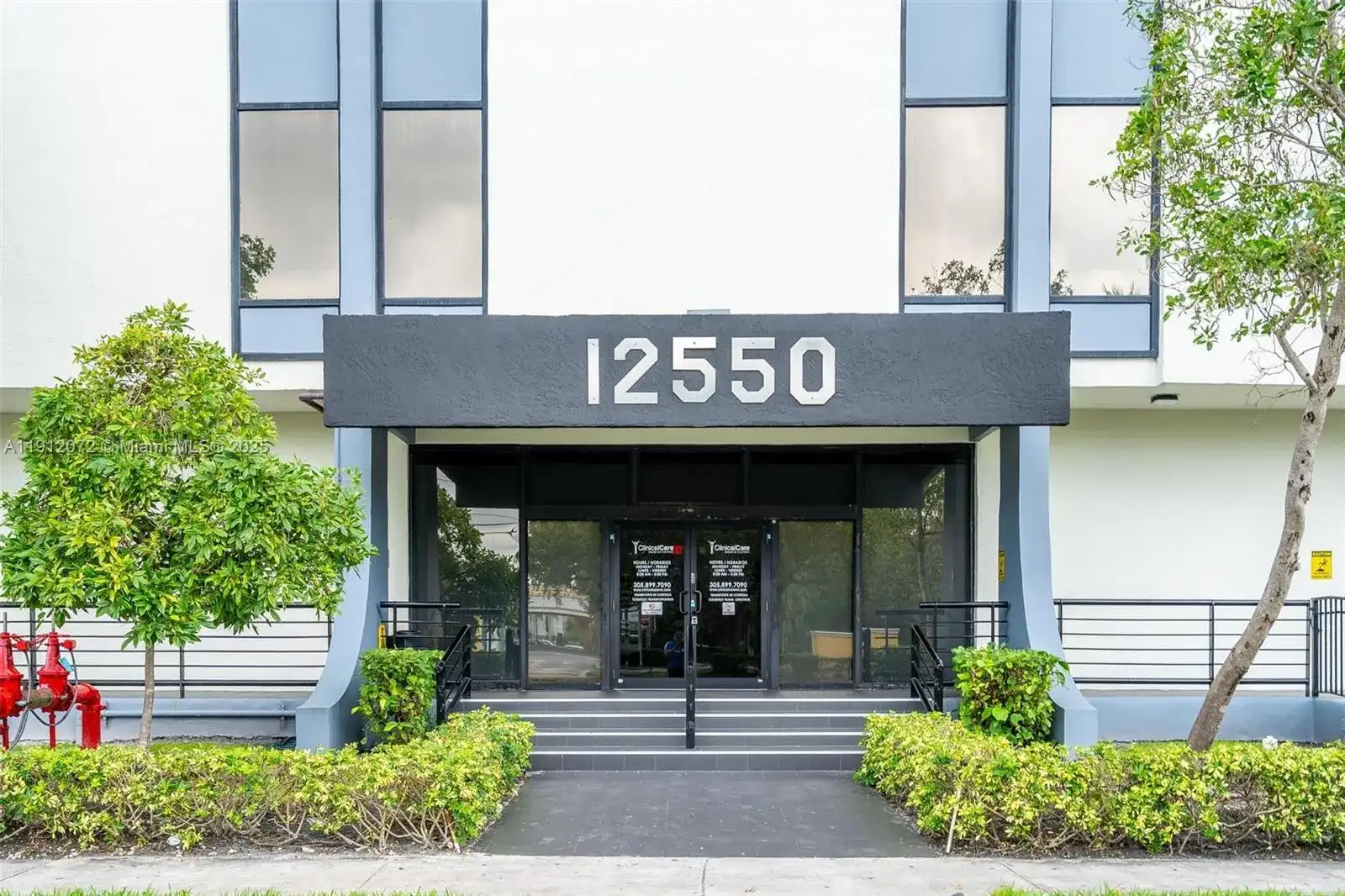 12550 Biscayne Blvd # 502, North Miami FL 33181 photo 3