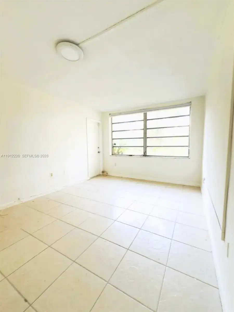 1301 NE 191st St # F110, Miami FL 33179 photo 3