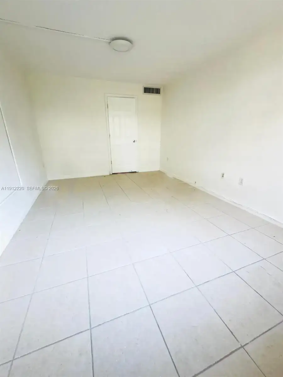 1301 NE 191st St # F110, Miami FL 33179 photo 5