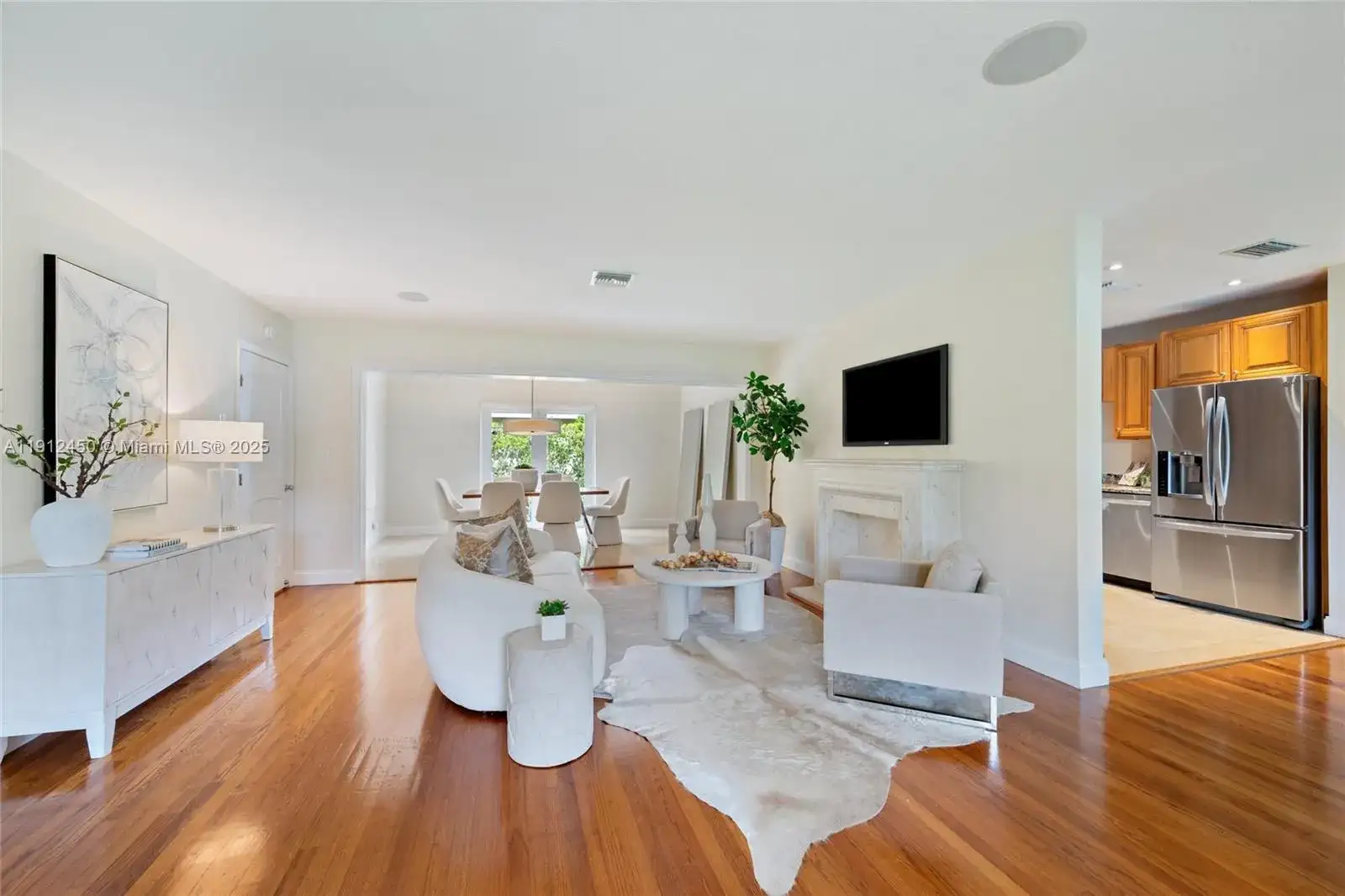 5620 Alhambra Cir, Coral Gables FL 33146 photo 3
