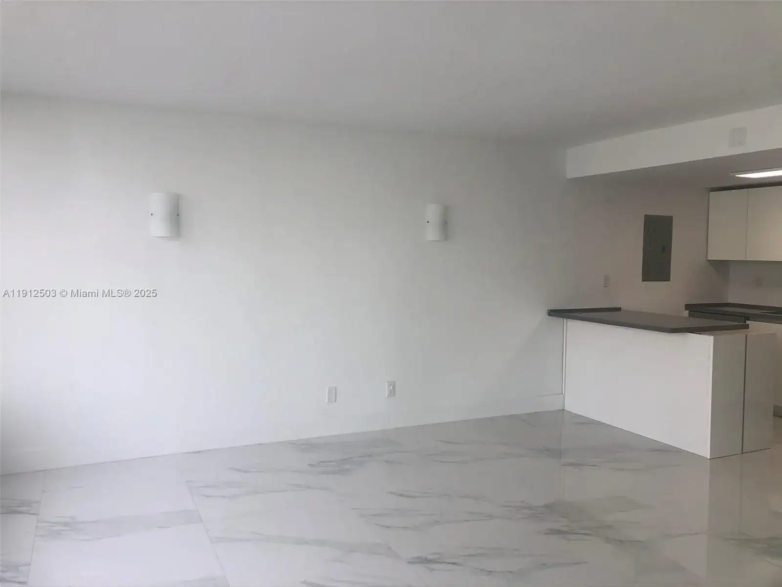 1440 Brickell Bay Dr # 709, Miami FL 33131 photo 4