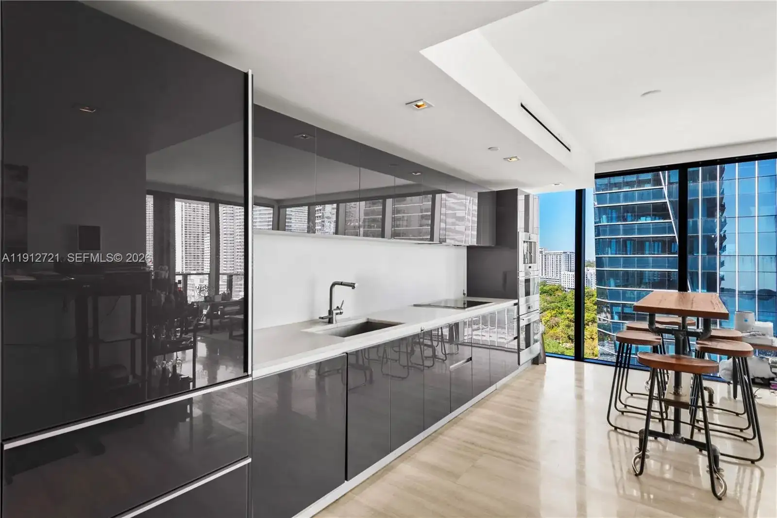 1451 Brickell Avenue # 1706, Miami FL 33131 photo 3