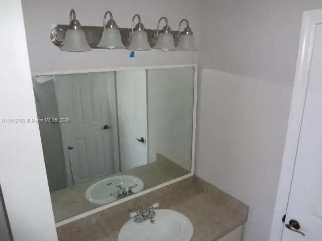 452 NE 210th Circle Ter # 2037, Miami FL 33179 photo 3