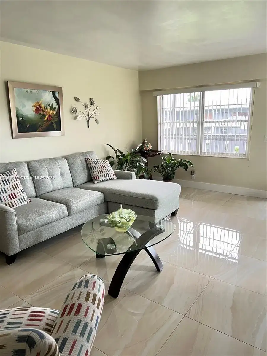 155 Suffolk D # D, Boca Raton FL 33434 photo 2