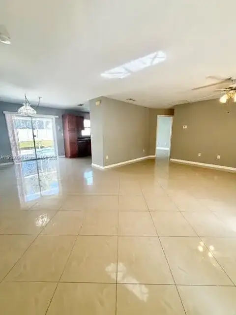 15561 Spring Line Ln, Fort Myers FL 33905 photo 5
