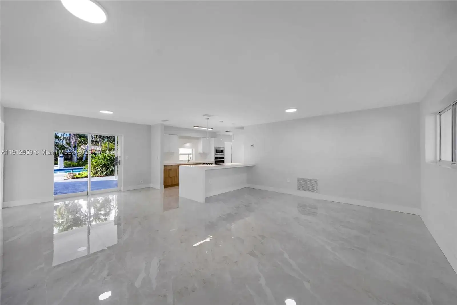 4500 Monroe St, Hollywood FL 33021 photo 3