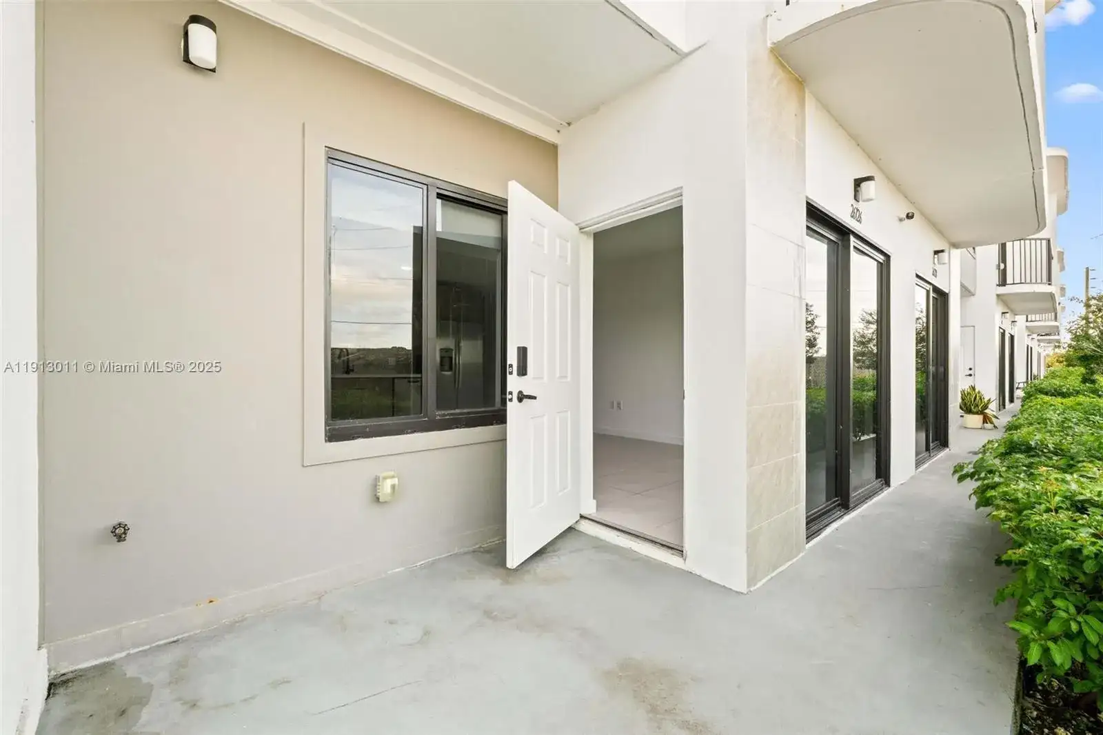 26126 SW 146th CT # 26126, Homestead FL 33033 photo 5