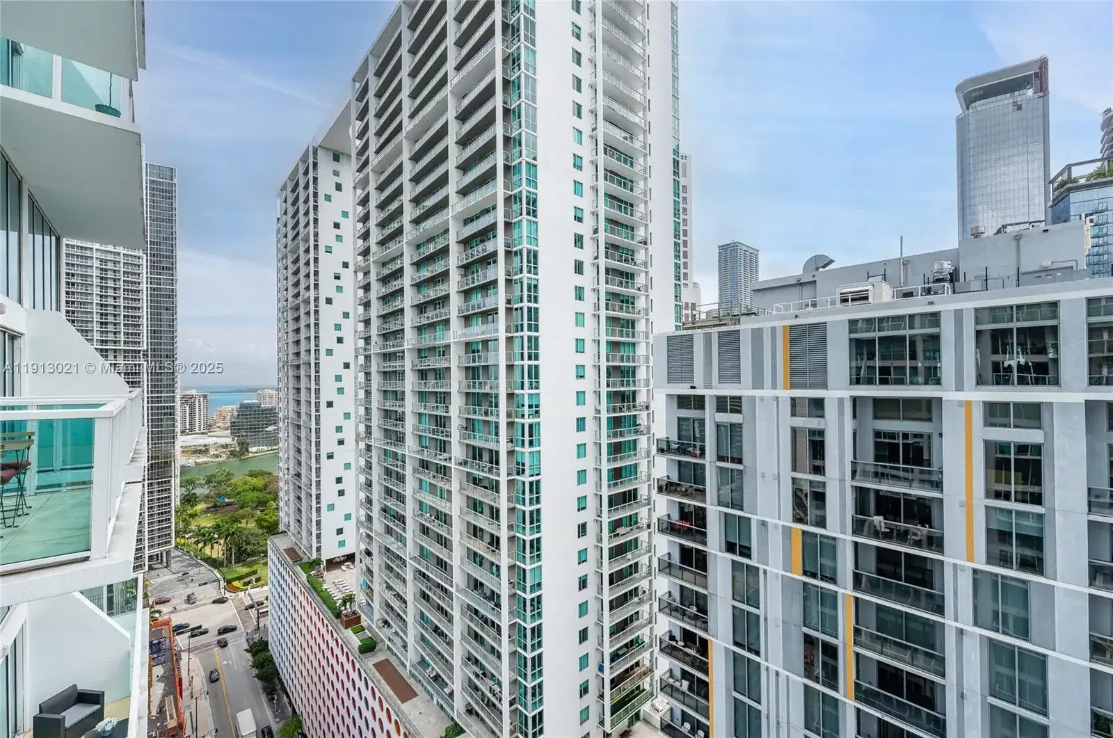41 SE 5th St # 1508, Miami FL 33131 photo 3