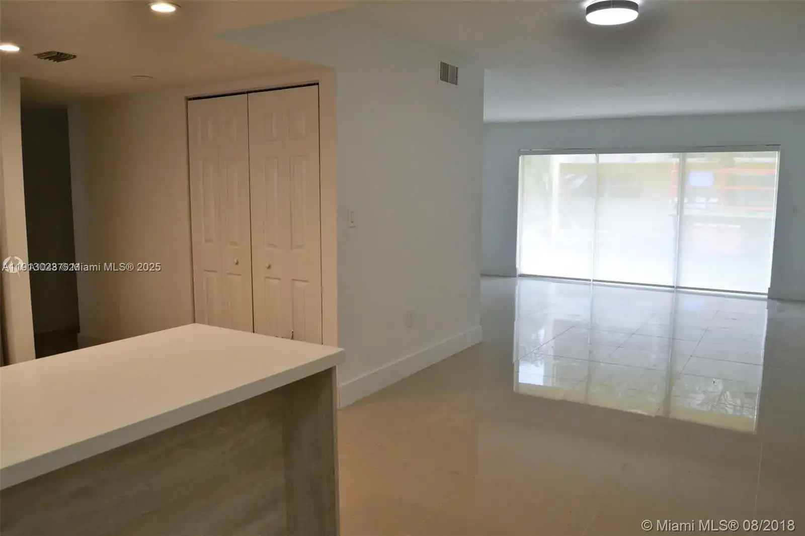 9375 Fontainebleau Blvd # L122, Miami FL 33172 photo 5