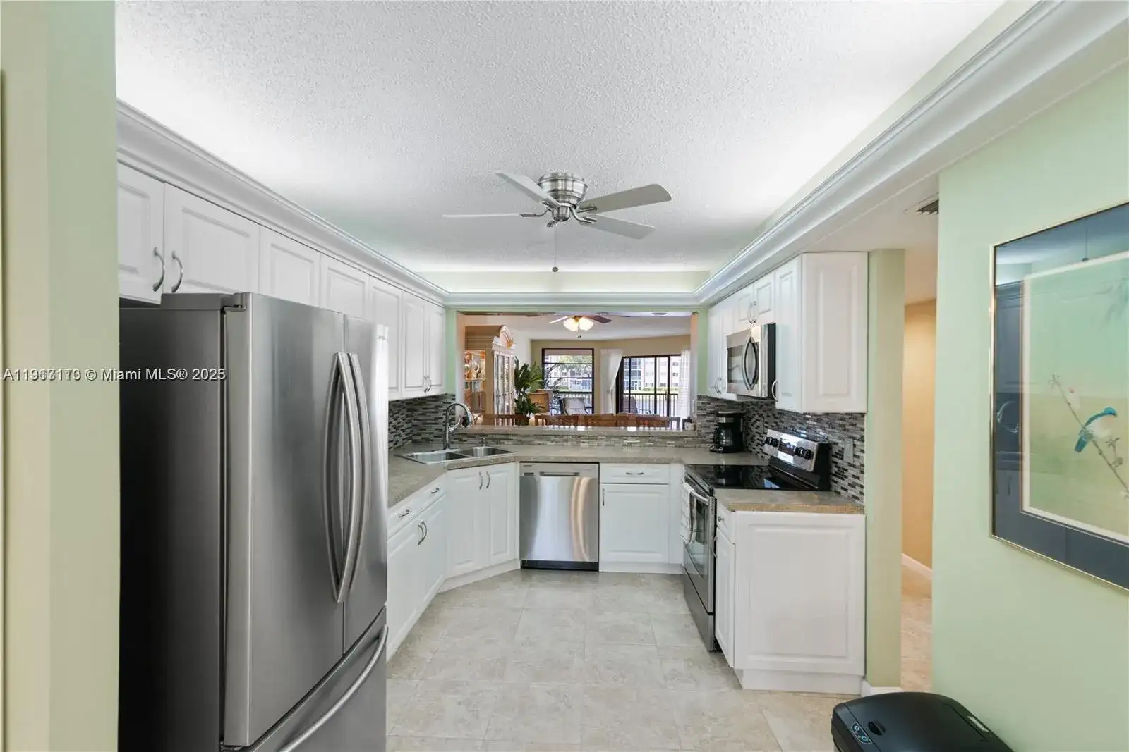 7338 Fairfax Dr # 203, Tamarac FL 33321 photo 2