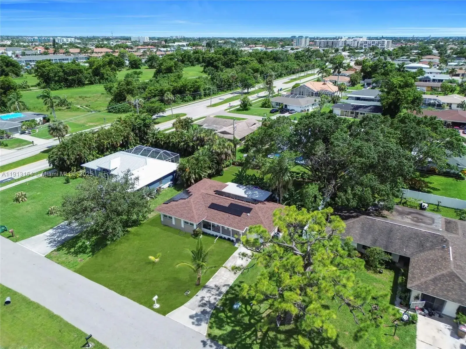 246 SE 44th st, Cape Coral FL 33904 photo 4