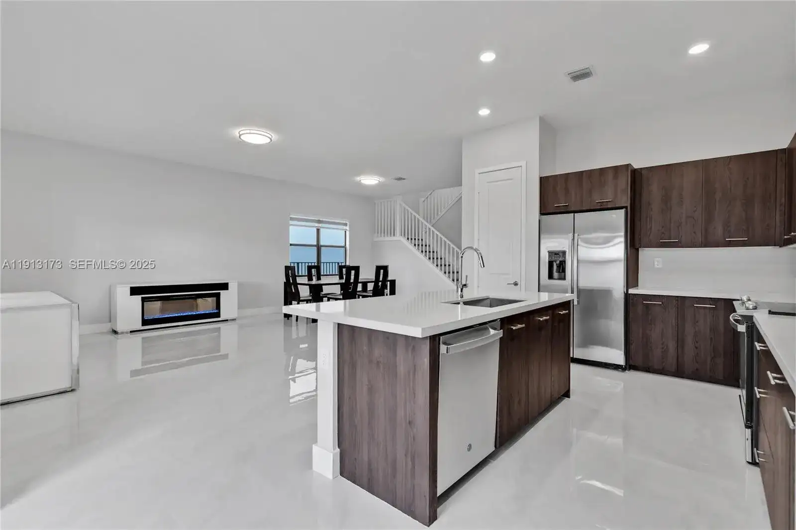 4276 SW 173rd Ave, Miramar FL 33029 photo 5