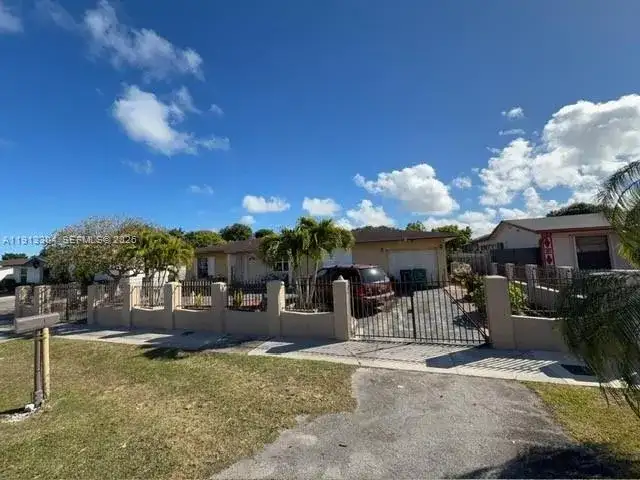 14910 SW 307th St, Homestead FL 33033 photo 2