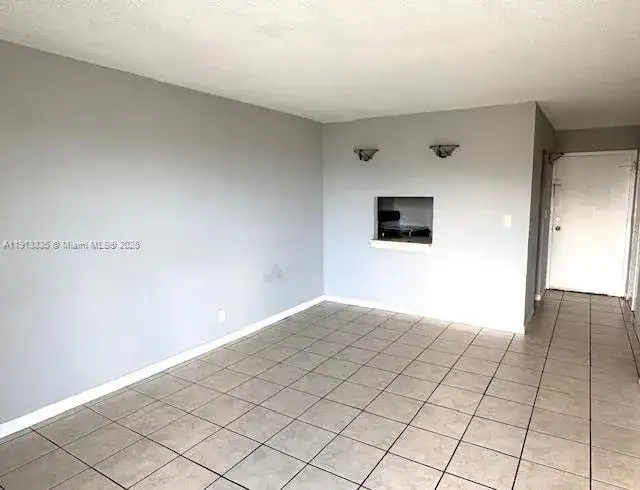 801 NW 47th Ave # 704W, Miami FL 33126 photo 4