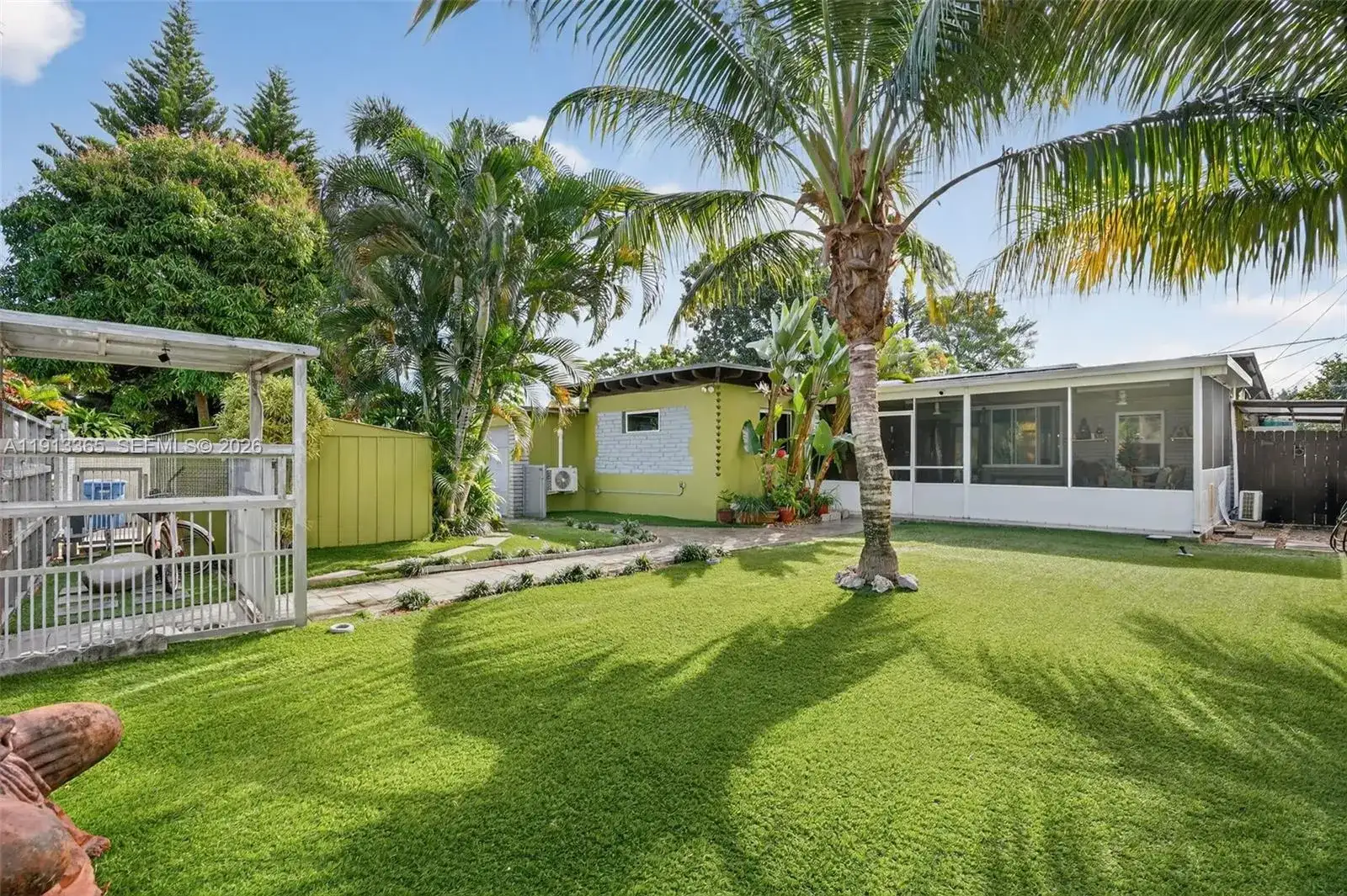 270 NW 106th St, Miami FL 33150 photo 4