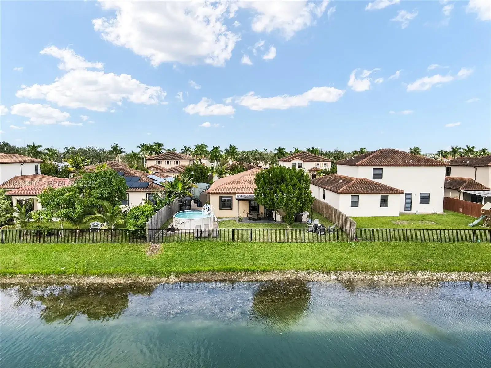 2490 SE 1st St, Homestead FL 33033 photo 3
