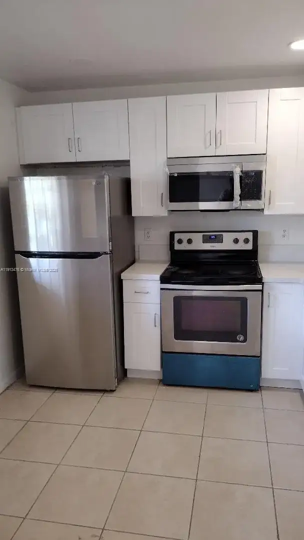 1151 NE 210th Ter # 1151, Miami FL 33179 photo 2
