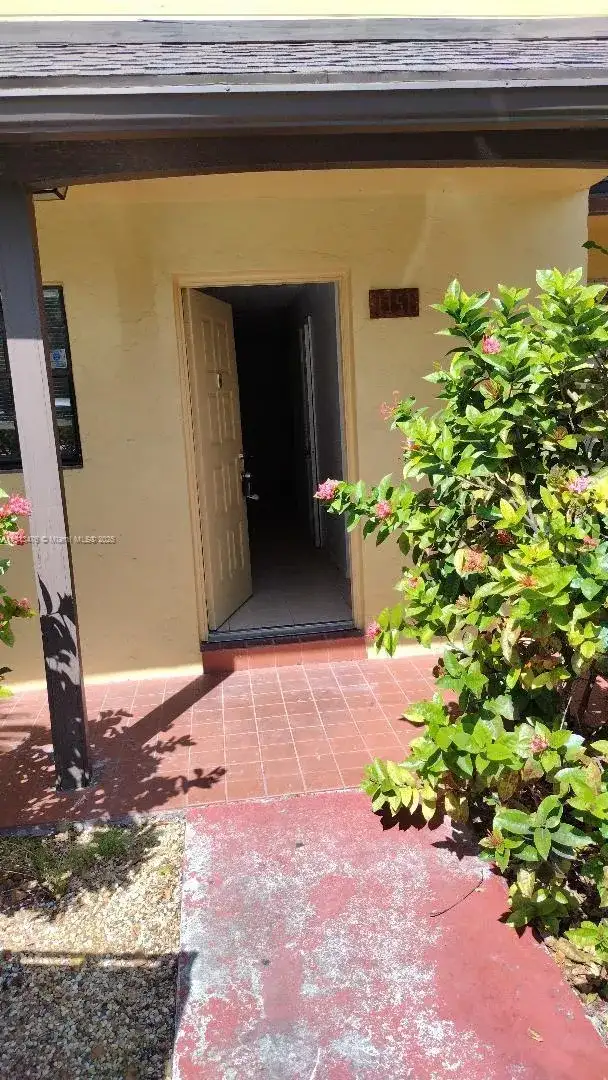 1151 NE 210th Ter # 1151, Miami FL 33179 photo 4